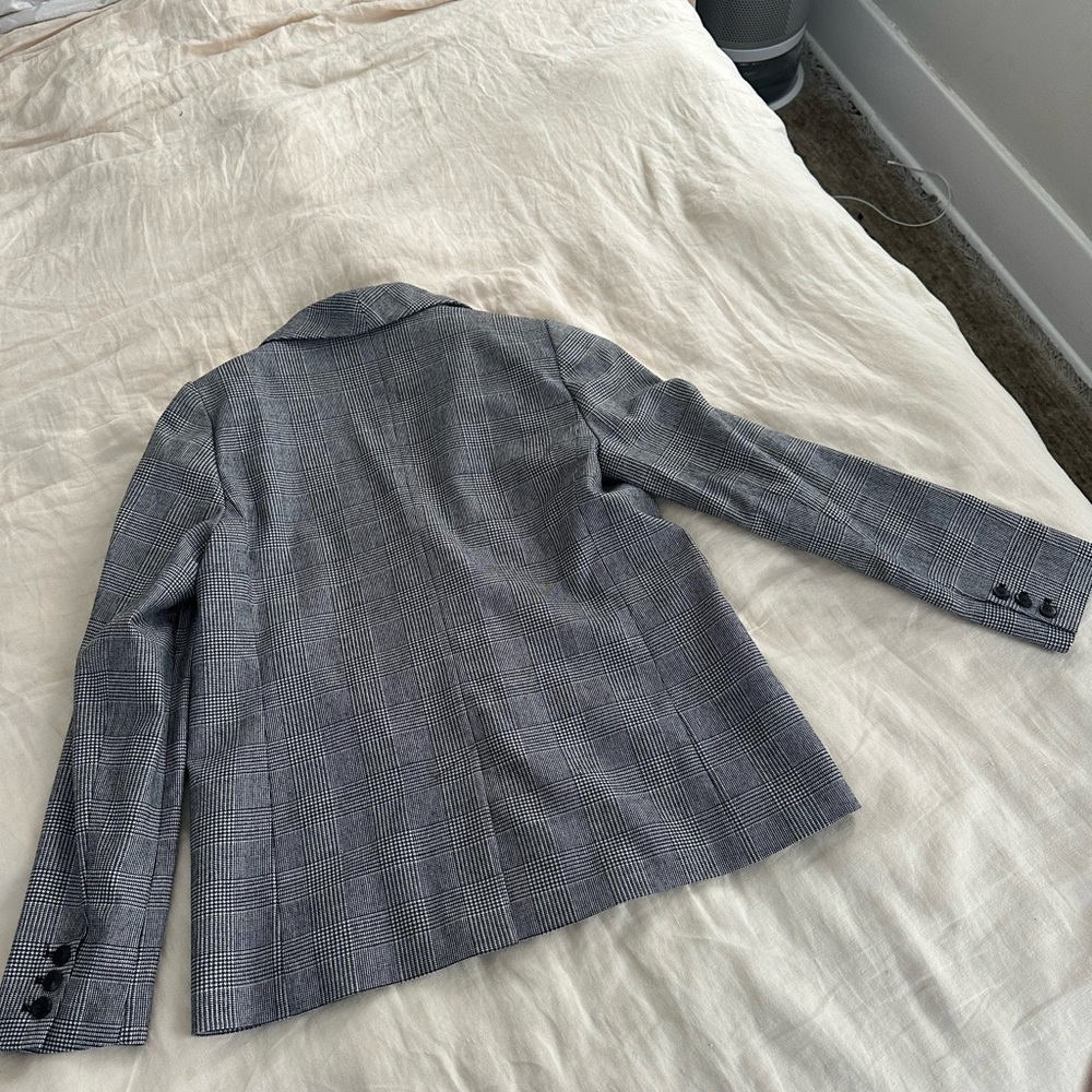 Sezane Classic Checkered Blazer - Picture 3 of 5